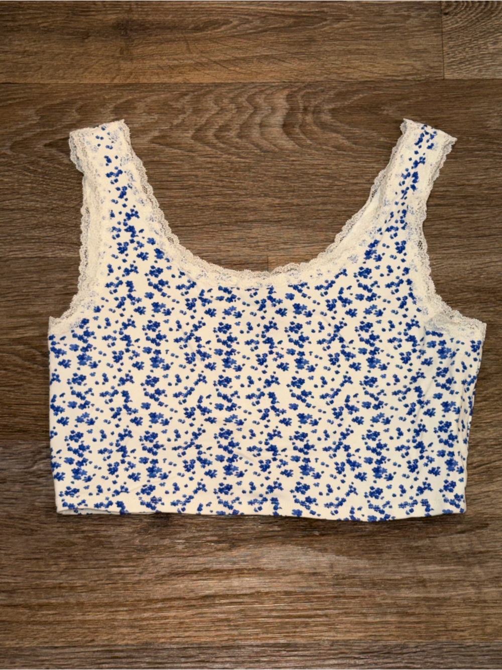 Forever 21 White Crop Tank with Blue Floral Print and Lace Trim